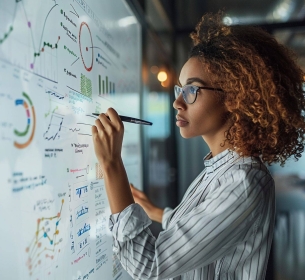 Estratégia vs. Planejamento: Desvendando o Caminho para o Sucesso Empresarial