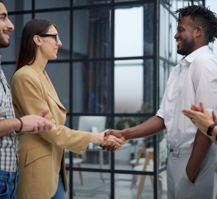 O Acordo de Sócios Moderno: Um Manual Estratégico para Crescimento e Captação de Investimentos