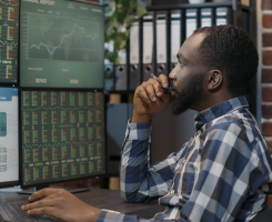 GESTÃO DE INVESTIMENTOS UTILIZANDO MARKOWITZ